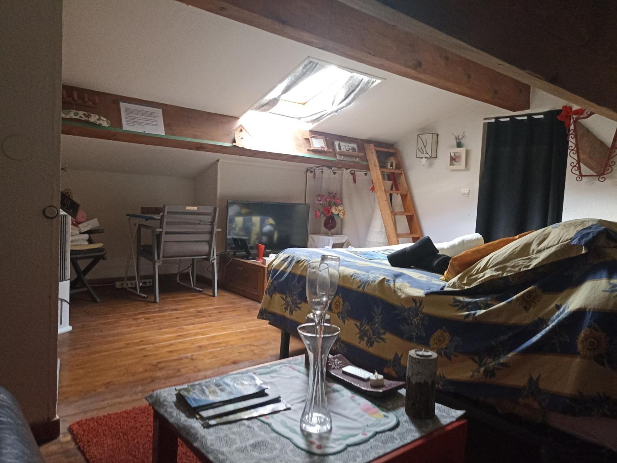 Homestay Ici Et Maintenant *