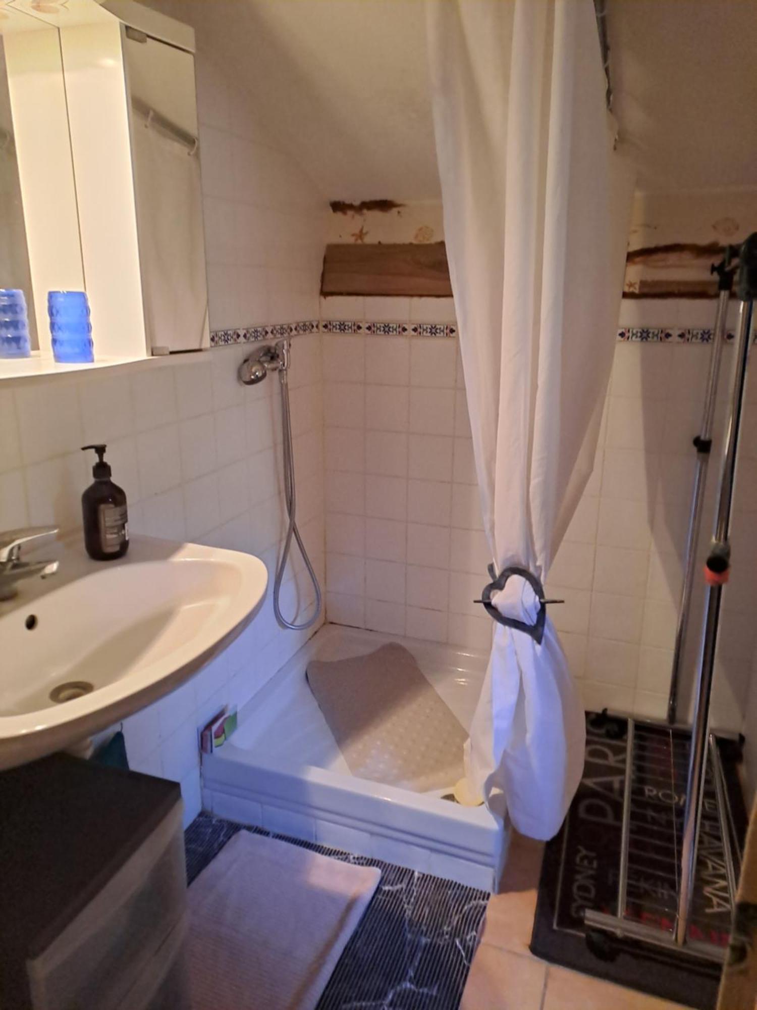 Séjour chez l'habitant Ici Et Maintenant *