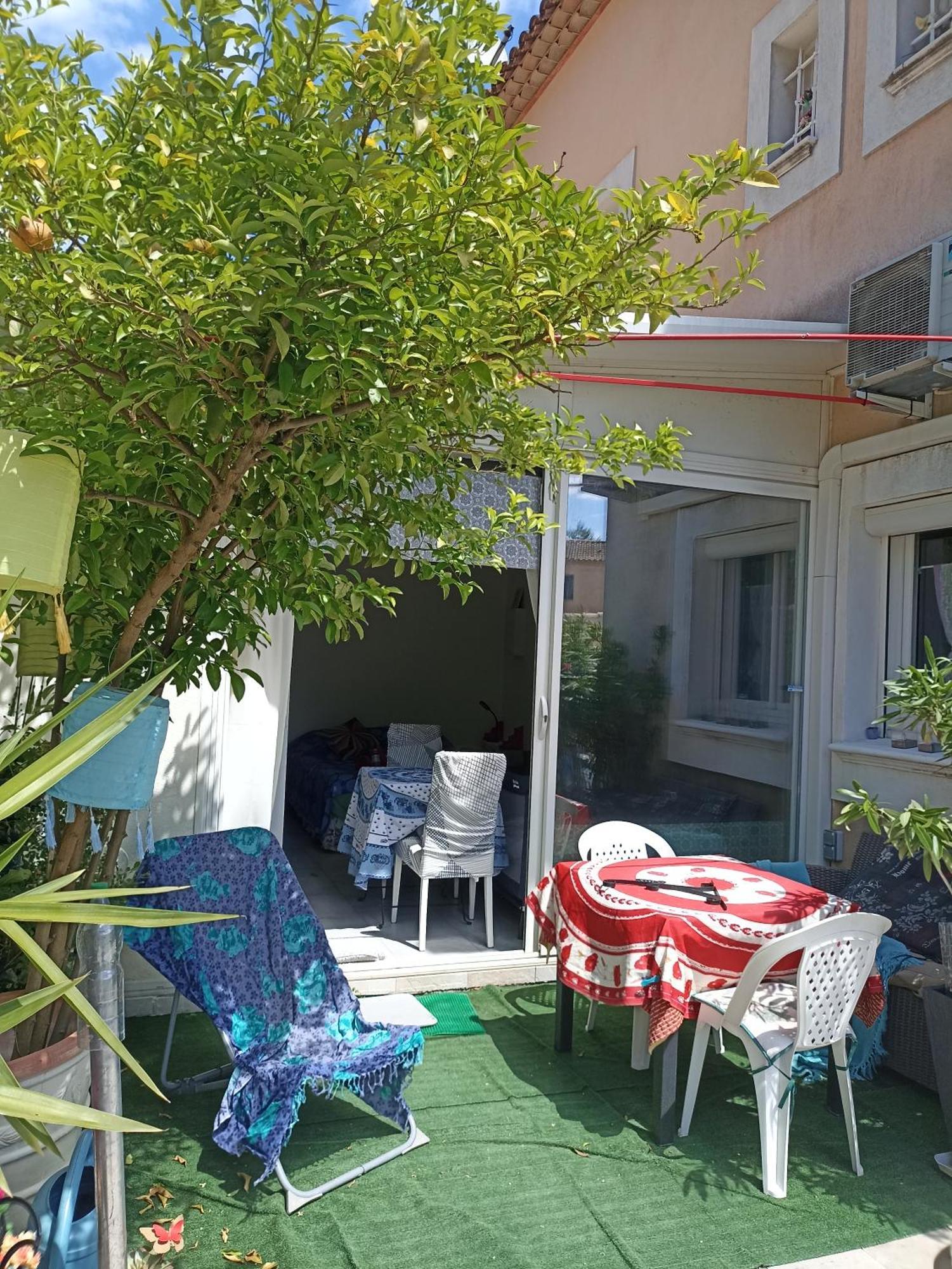 Homestay Ici Et Maintenant Sollies-Toucas